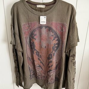 New Free People We The Free Olive and Rust Graphic Long Sleeve Top Size Medium